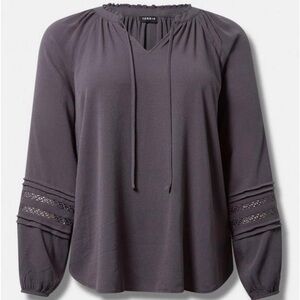 Torrid crinkle gauze tie front top